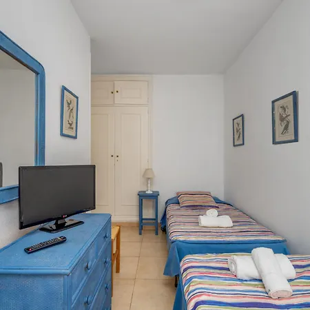 Apartment Dona Lola By Interhome