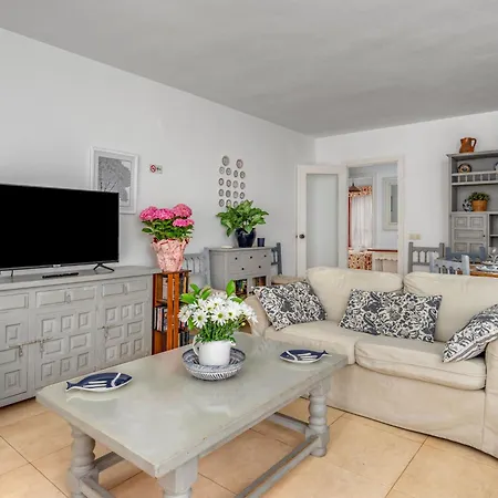 Apartment Dona Lola By Interhome *